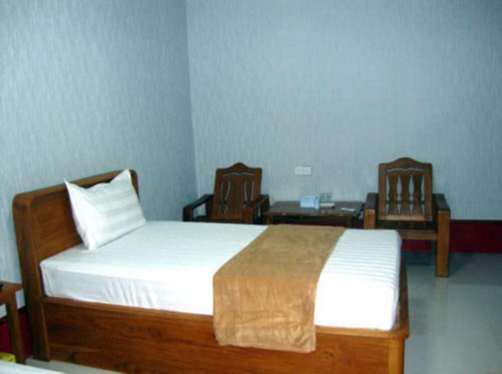 Aung Tha Pyay Hotel 3 Yangon Ngoại thất bức ảnh
