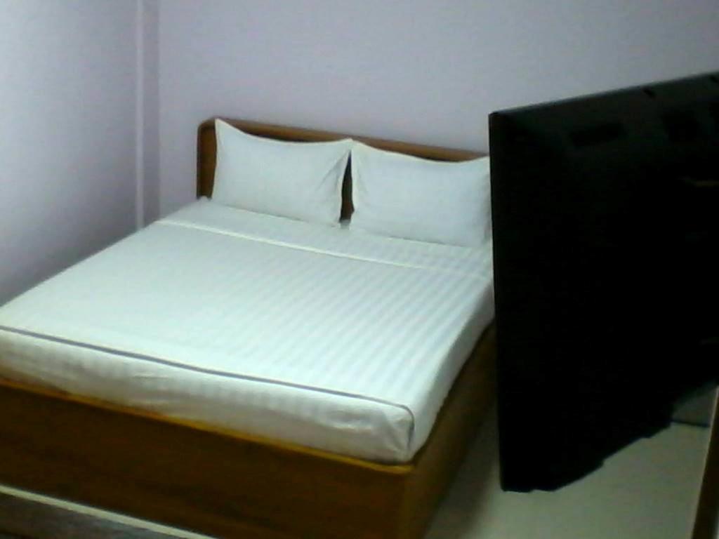 Aung Tha Pyay Hotel 3 Yangon Phòng bức ảnh