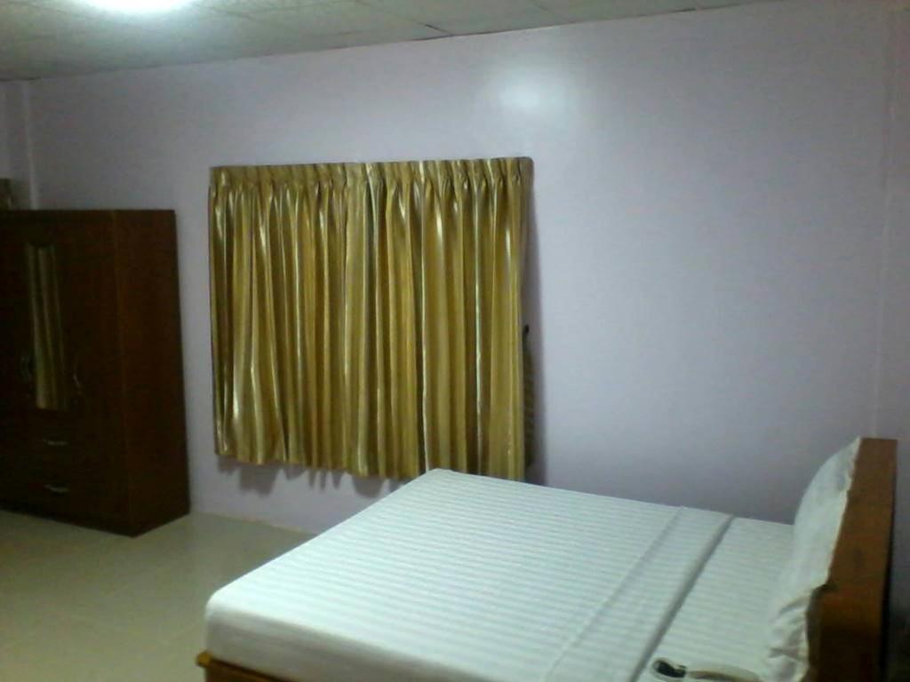 Aung Tha Pyay Hotel 3 Yangon Phòng bức ảnh