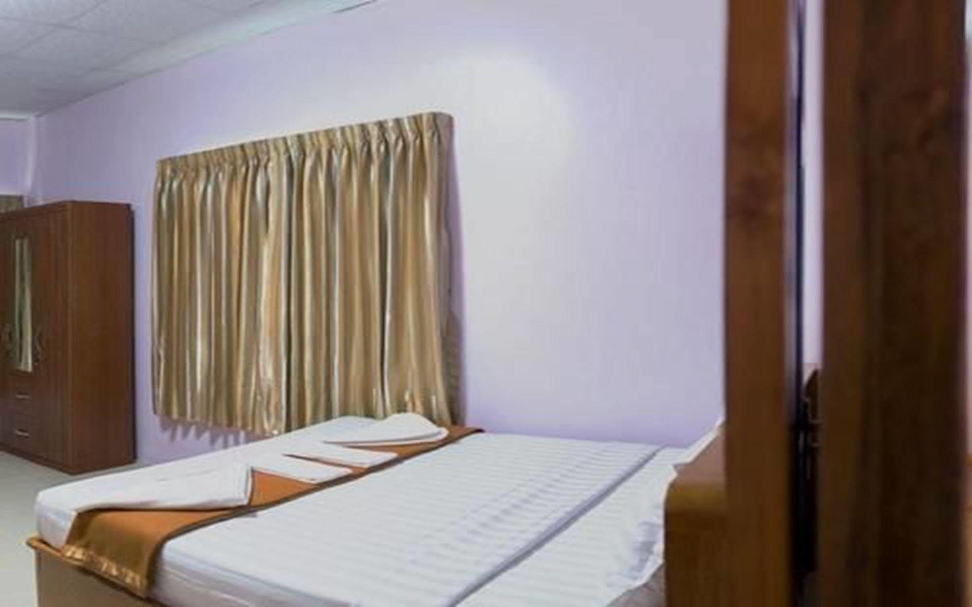 Aung Tha Pyay Hotel 3 Yangon Ngoại thất bức ảnh